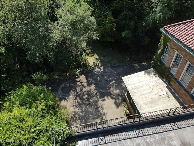 1539 Sheffield Road, South Euclid, OH 44121