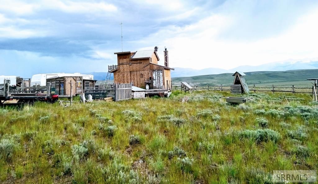 Image 1 of property listing at 703 Limestone Ave, Gilmore, ID 83464