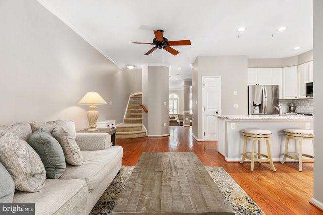 21271 VICTORIAS CROSS TER, Ashburn, VA 20147