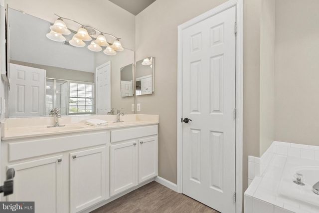 21271 VICTORIAS CROSS TER, Ashburn, VA 20147