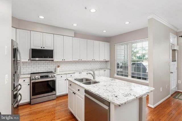 21271 VICTORIAS CROSS TER, Ashburn, VA 20147