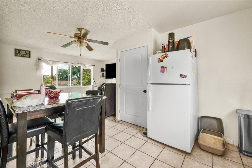 Image 20 of property listing at 3185 Perlita Avenue, Los Angeles, CA 90039