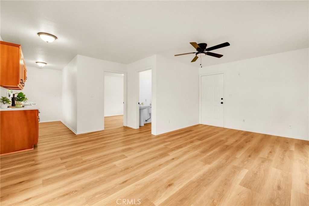 Image 31 of property listing at 3185 Perlita Avenue, Los Angeles, CA 90039