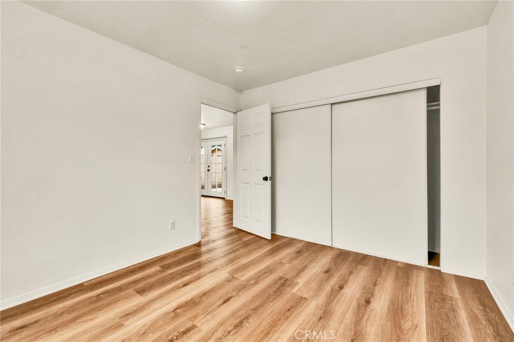Image 39 of property listing at 3185 Perlita Avenue, Los Angeles, CA 90039