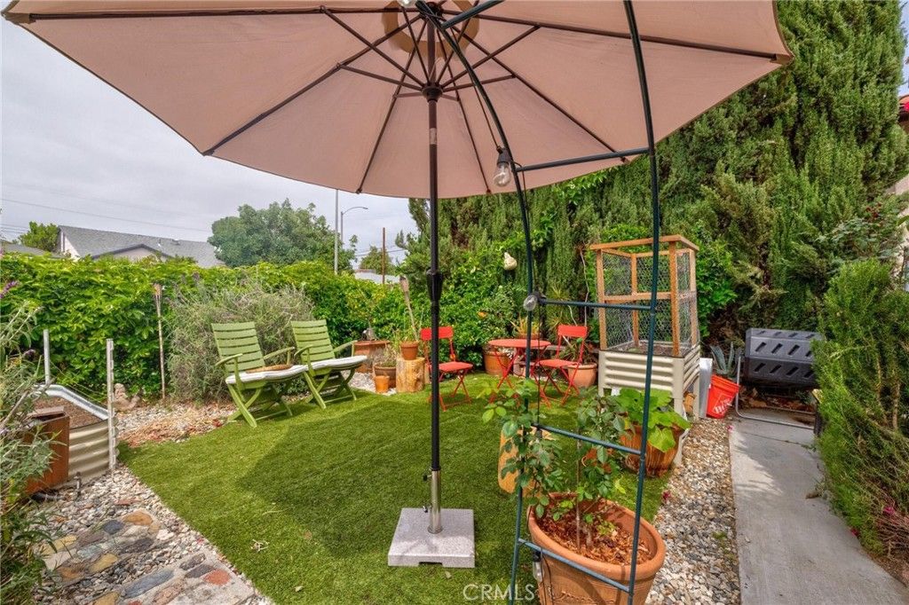 Image 49 of property listing at 3185 Perlita Avenue, Los Angeles, CA 90039