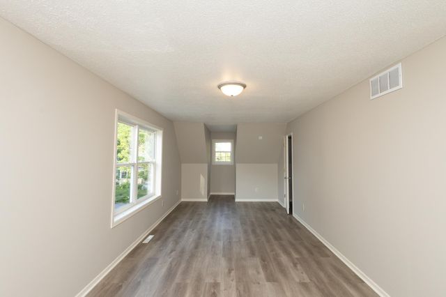 2331 Sheridan Avenue N, Minneapolis, MN 55411