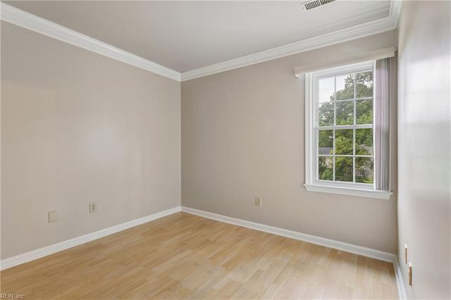 2107 Village Green PW, Newport News, VA 23602