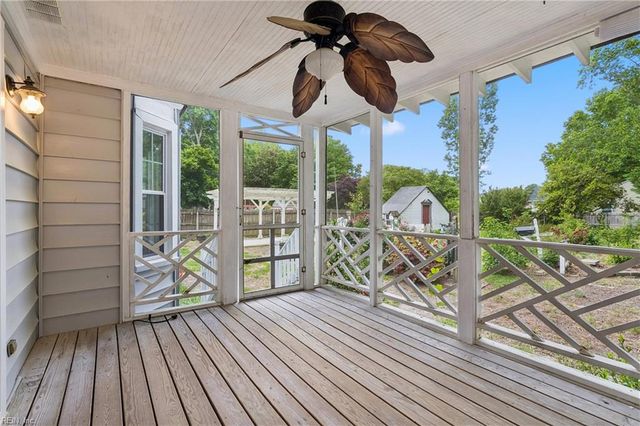 2107 Village Green PW, Newport News, VA 23602
