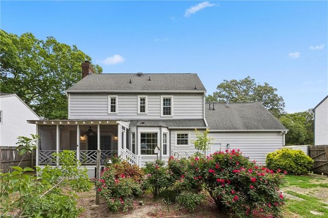 2107 Village Green PW, Newport News, VA 23602