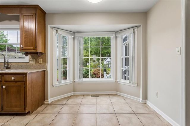 2107 Village Green PW, Newport News, VA 23602