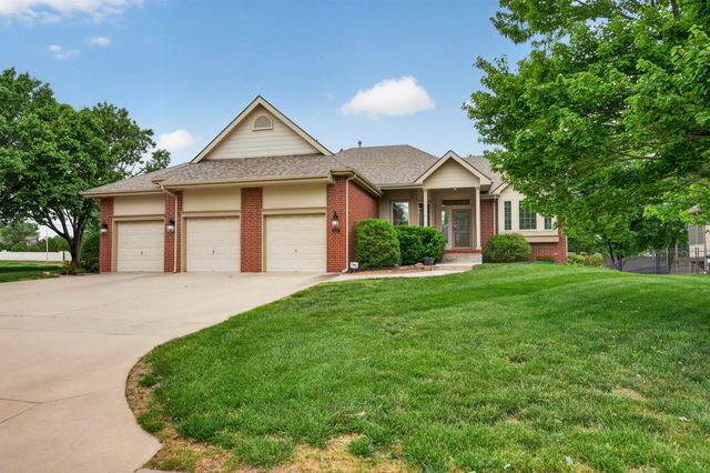 448 Bridgefield Ct, Wichita, KS 67230