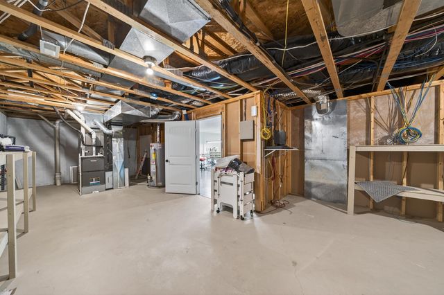 448 Bridgefield Ct, Wichita, KS 67230