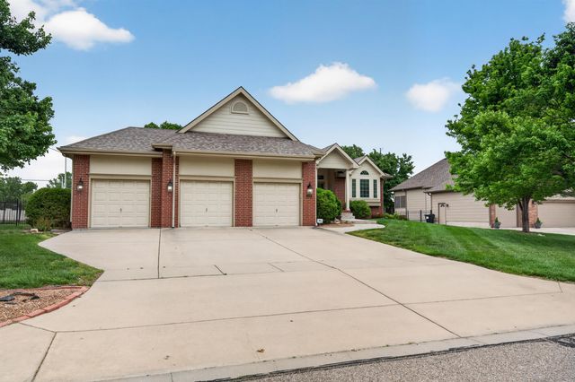 448 Bridgefield Ct, Wichita, KS 67230