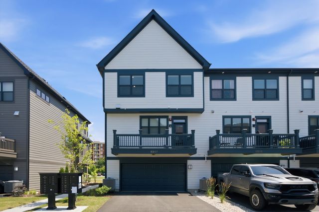 8367 Mulberry Avenue, Morton Grove, IL 60053