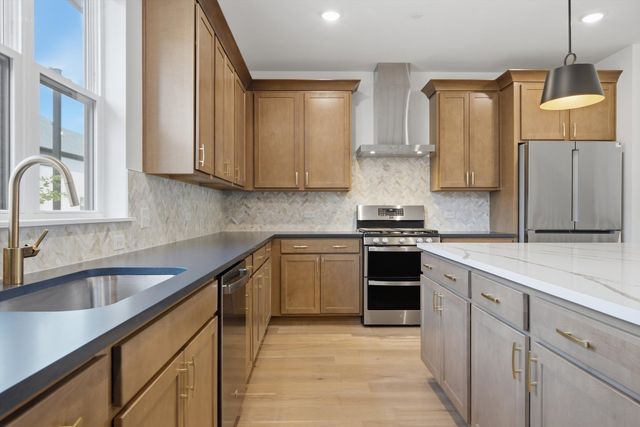 8367 Mulberry Avenue, Morton Grove, IL 60053
