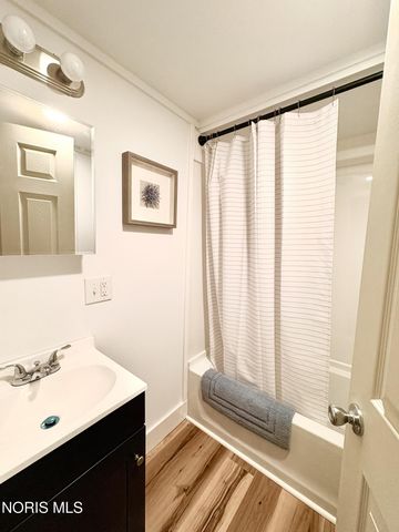 5228 Rowland Road, Toledo, OH 43613