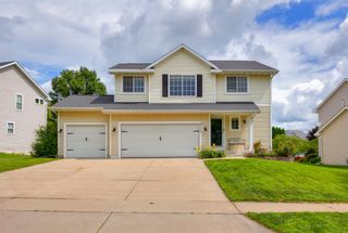 9115 Cowden Drive, Johnston, IA 50131