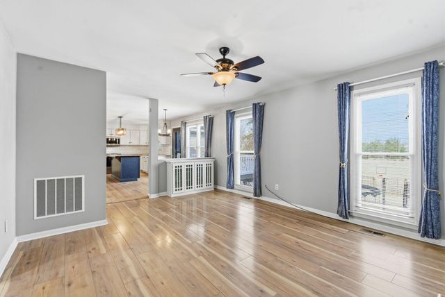 2371 Hartland Parkside Drive, Lexington, KY 40515