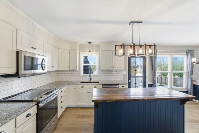 2371 Hartland Parkside Drive, Lexington, KY 40515