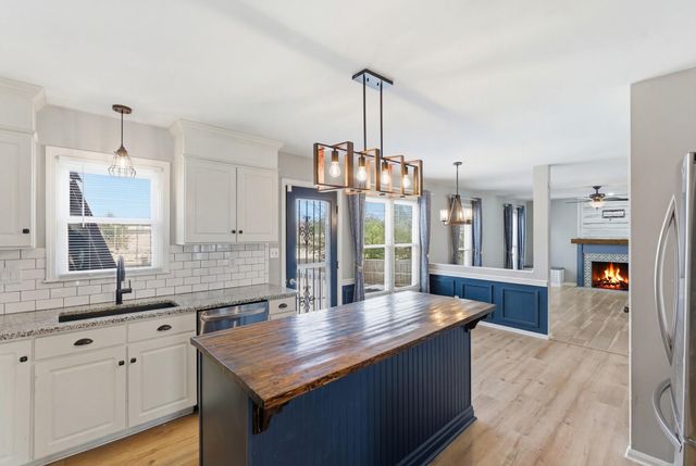 2371 Hartland Parkside Drive, Lexington, KY 40515