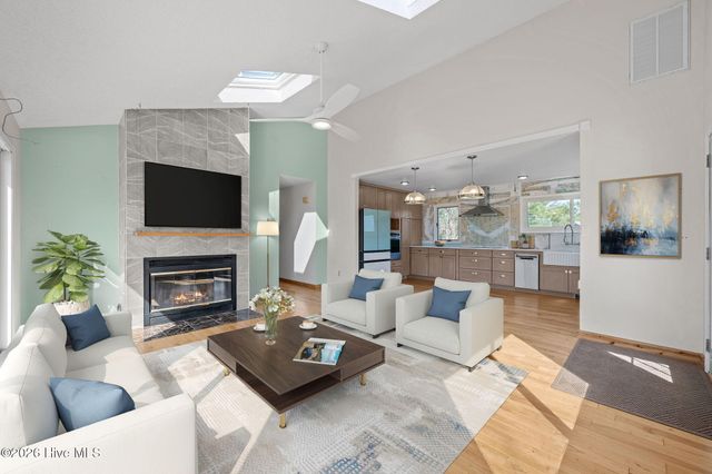 2027 Blackbeard Drive, Oriental, NC 28571