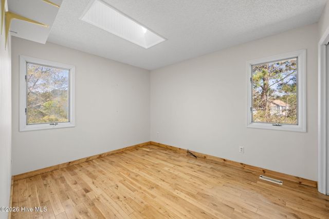 2027 Blackbeard Drive, Oriental, NC 28571