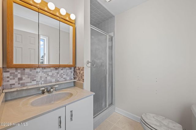 2027 Blackbeard Drive, Oriental, NC 28571