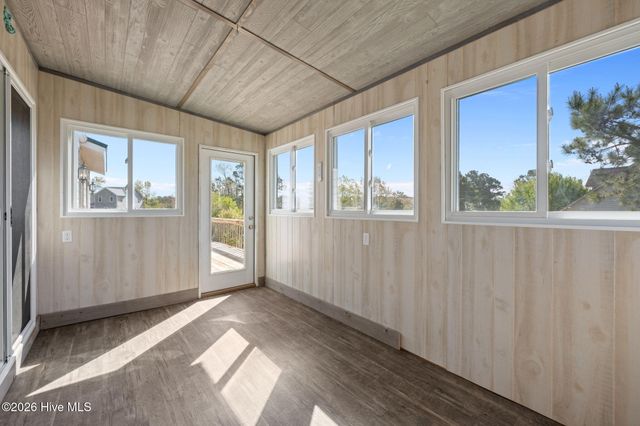 2027 Blackbeard Drive, Oriental, NC 28571