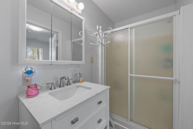 2027 Blackbeard Drive, Oriental, NC 28571