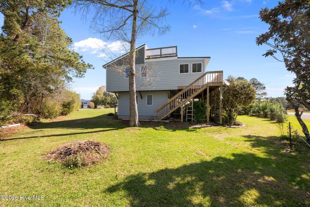 2027 Blackbeard Drive, Oriental, NC 28571