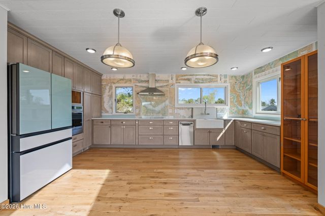 2027 Blackbeard Drive, Oriental, NC 28571