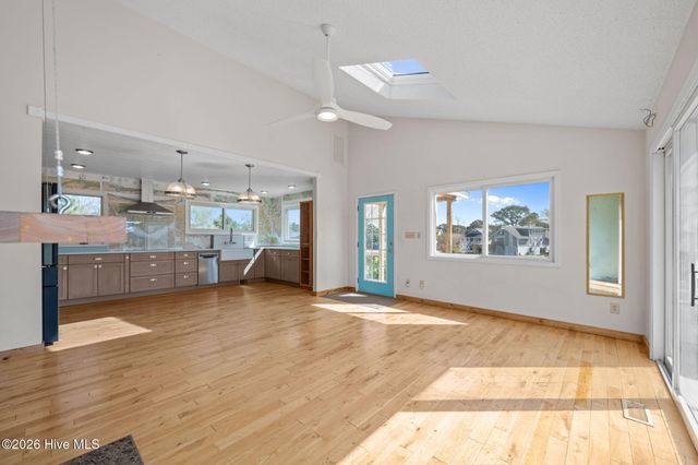 2027 Blackbeard Drive, Oriental, NC 28571