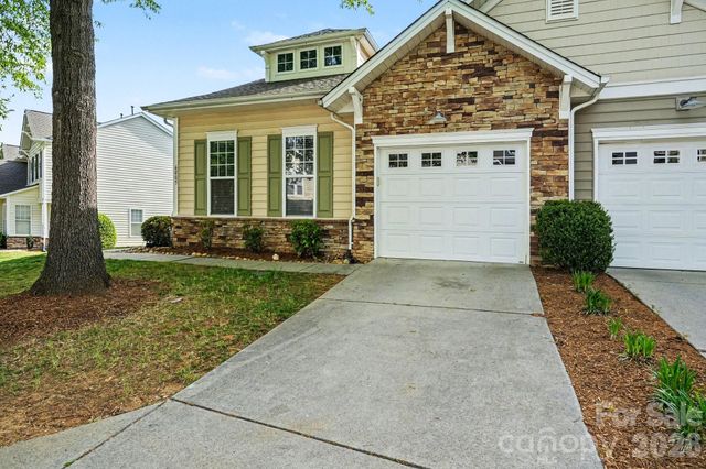 6005 Pale Moss Lane, Charlotte, NC 28269