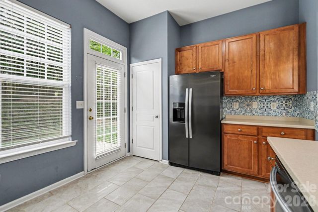 6005 Pale Moss Lane, Charlotte, NC 28269