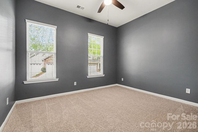 6005 Pale Moss Lane, Charlotte, NC 28269