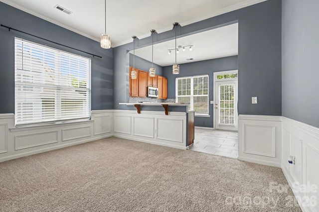 6005 Pale Moss Lane, Charlotte, NC 28269