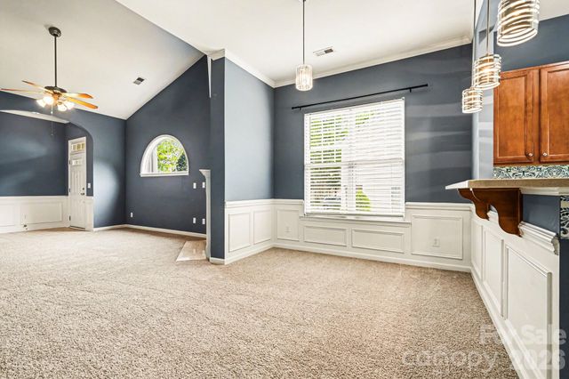 6005 Pale Moss Lane, Charlotte, NC 28269