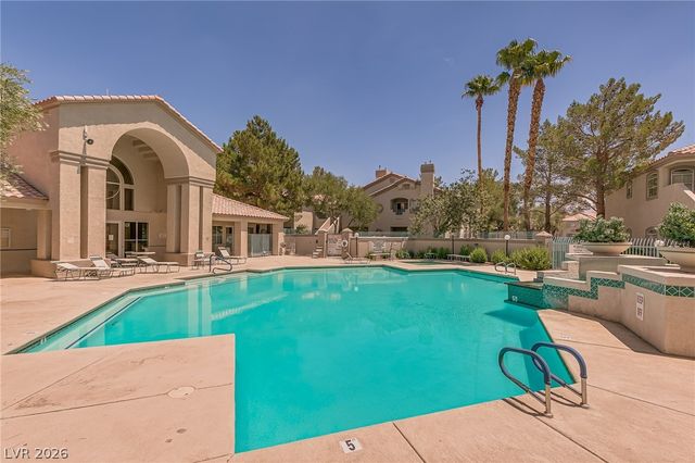 5415 West HARMON Avenue 2114, Las Vegas, NV 89103