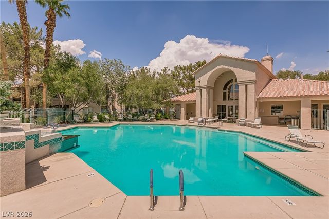 5415 West HARMON Avenue 2114, Las Vegas, NV 89103