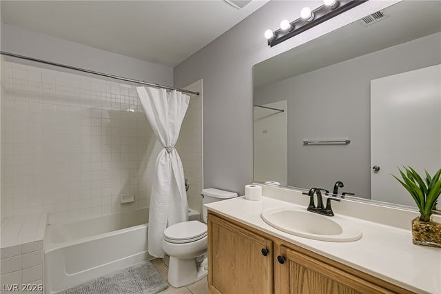 5415 West HARMON Avenue 2114, Las Vegas, NV 89103