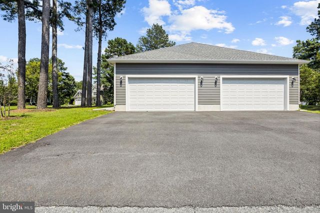 212 CHANDLER ST, Milton, DE 19968