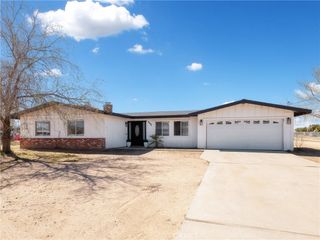 8998 8th Avenue, Hesperia, CA 92345