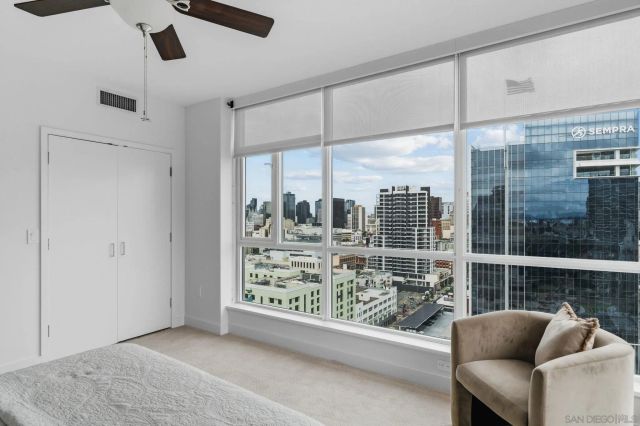 325 7th Avenue 1801, San Diego, CA 92101