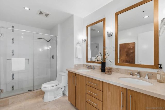 325 7th Avenue 1801, San Diego, CA 92101