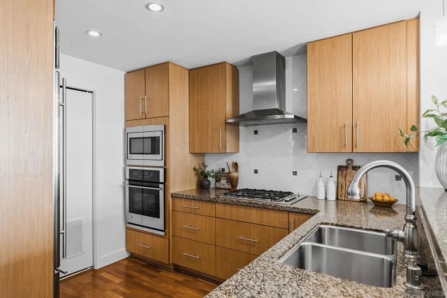 325 7th Avenue 1801, San Diego, CA 92101