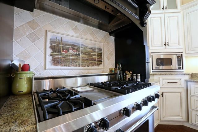 3715 W Avenue M 11, Lancaster, CA 93536
