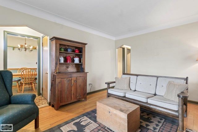 22300 Marine Avenue, Eastpointe, MI 48021