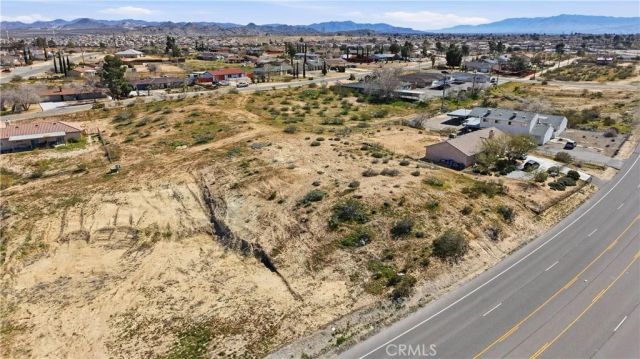 16423 Village, Victorville, CA 92394