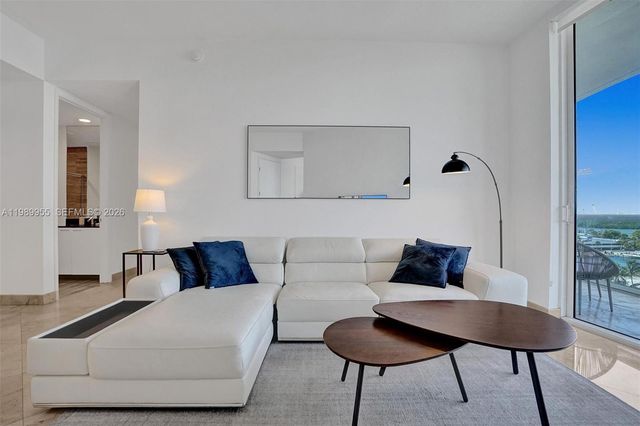 16001 Collins Ave 805, Sunny Isles Beach, FL 33160