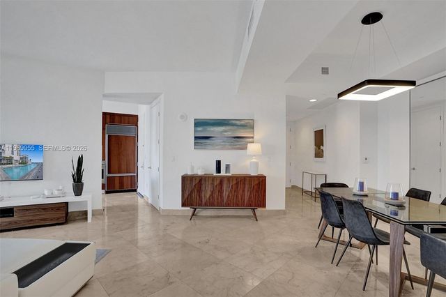 16001 Collins Ave 805, Sunny Isles Beach, FL 33160